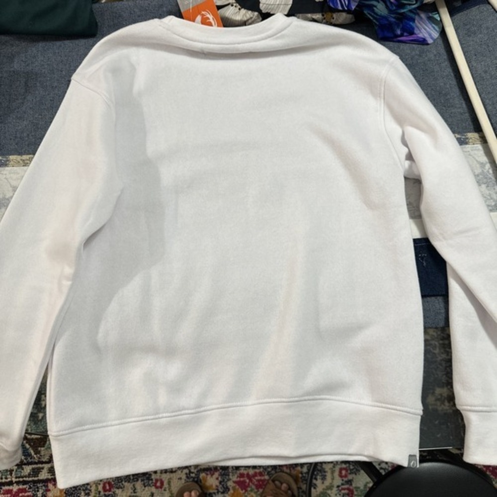 The American Outdoorsman Wyoming Sweatshirt Womens Sz S White‎ Pullover NWT - Picture 5 of 6